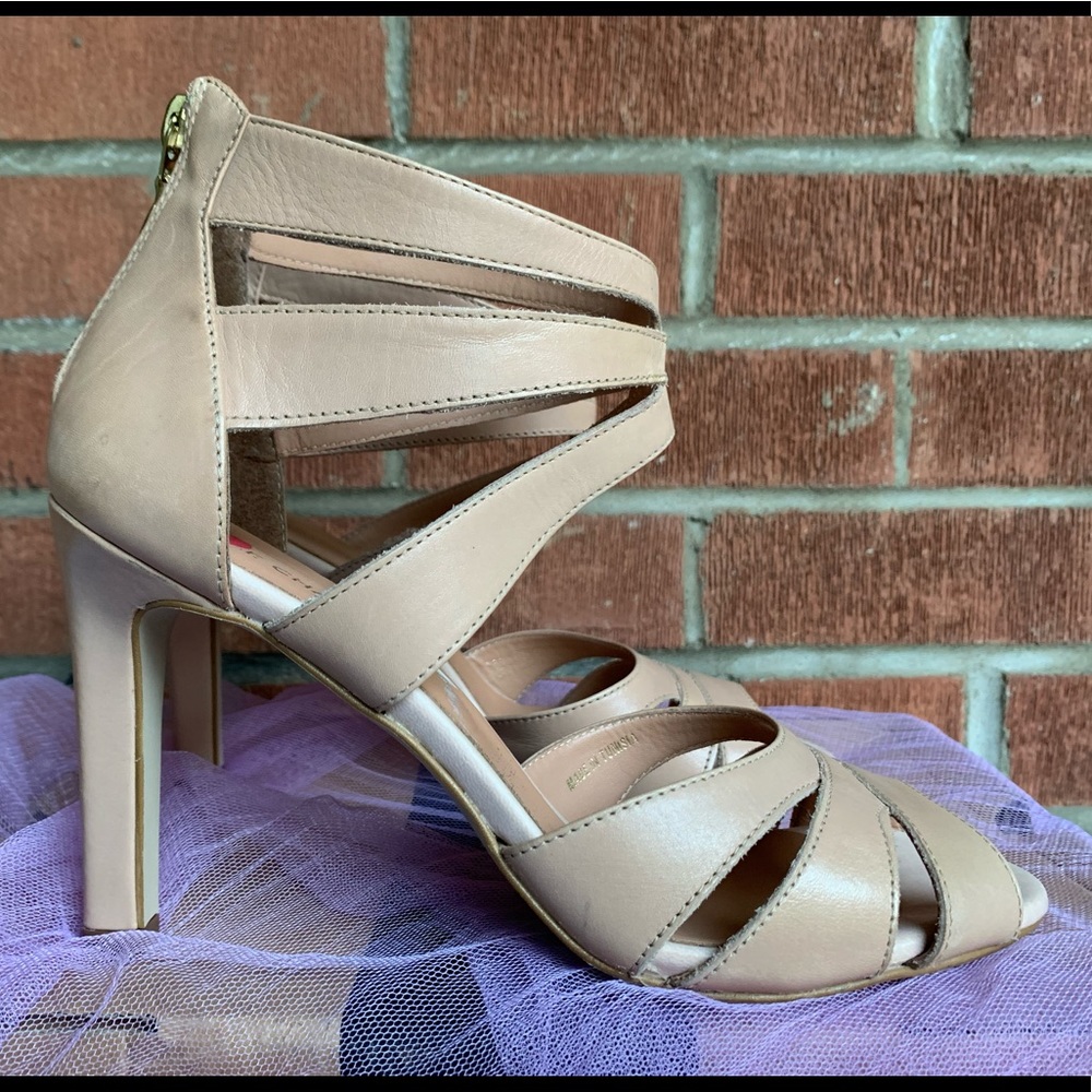 NIB 💯LEATHER Strappy Heel Sandals